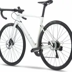 BMC Roadmachine Three, Metallic Off-white / Black -Giant Liv Verkäufe ccf1a1e6 9c52 43b6 9b95 f856dce25097