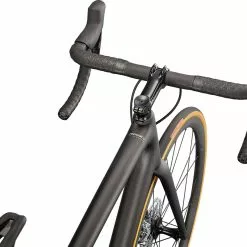 Specialized S-Works Aethos SRAM Red ETap AXS, Carbon/chameleon Eyris/chrome -Giant Liv Verkäufe f35fd344 832a 40ed 975e 58bd15bb626c