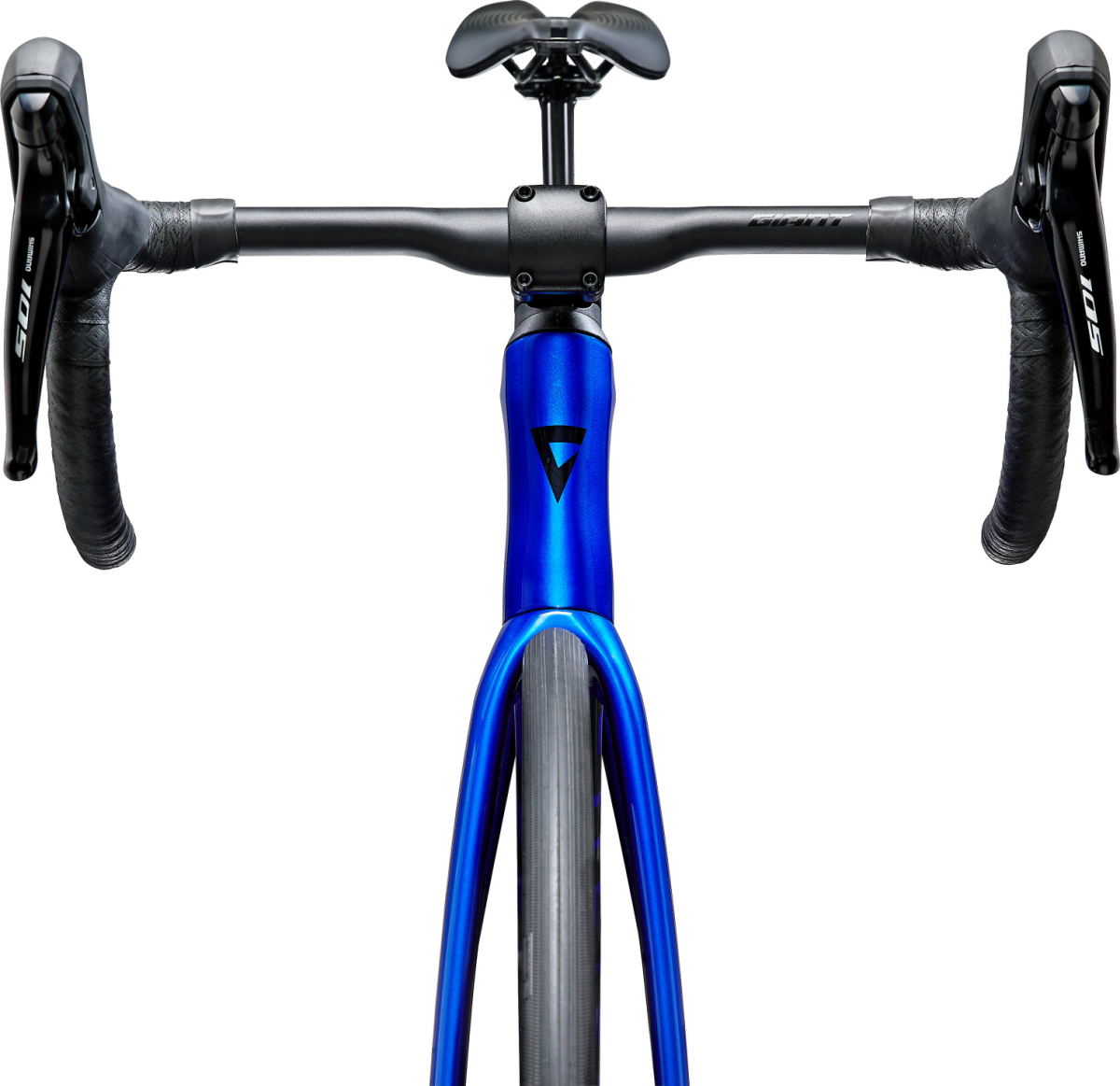 GIANT Propel Advanced 2 Rennrad Carbon 22-Gang Shimano 105 Mit Scheibenbremsen MJ 2023 12 GIANT Propel Advanced 2 Rennrad Carbon 22-Gang Shimano 105 Mit Scheibenbremsen MJ 2023 – Bild 10